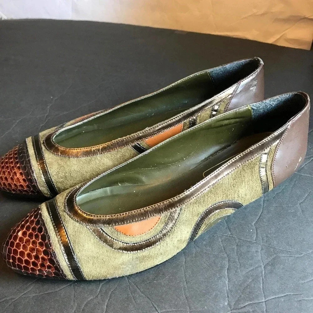 Beautiful Genuine Leather Upper Flats/Shoes Size 7.5M - Picture 2 of 6